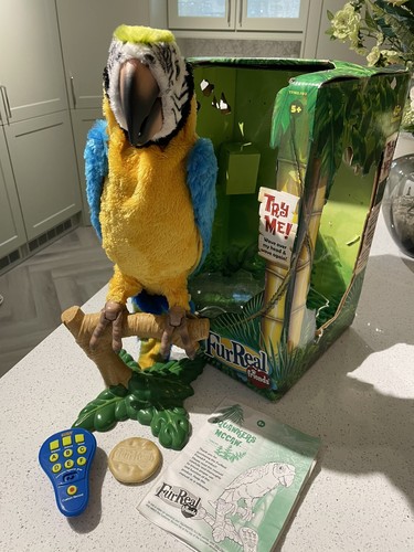 Furreal friend squawkers mccaw - squawkers,